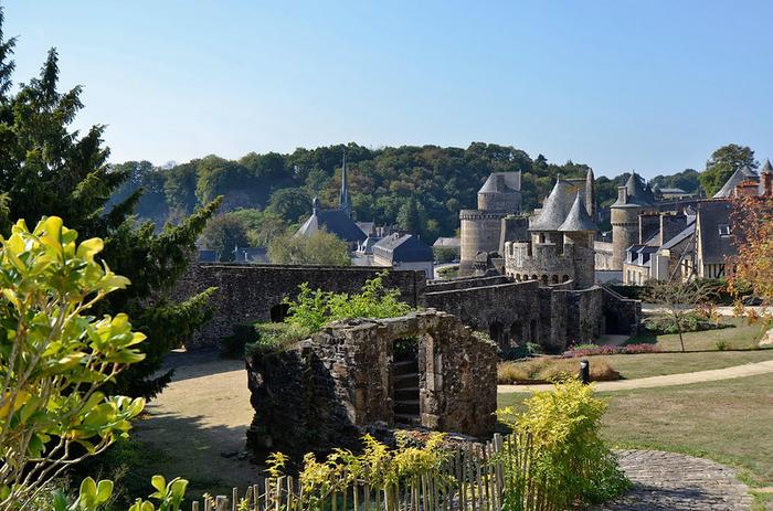 Fougères/immobilier/CENTURY21 Gambetta/fougères ville ille et vilaine