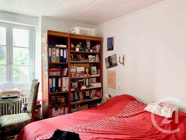 Afficher la photo en grand maison à vendre - 3 pièces - 125.18 m2 - FOUGERES - 35 - BRETAGNE - Century 21 Gambetta