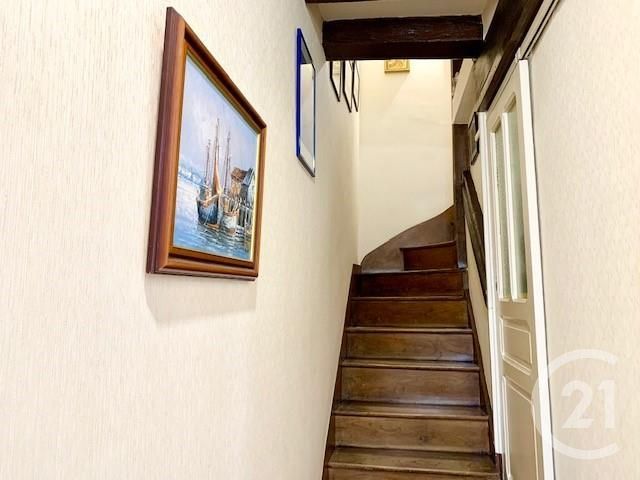 Afficher la photo en grand maison à vendre - 3 pièces - 125.18 m2 - FOUGERES - 35 - BRETAGNE - Century 21 Gambetta