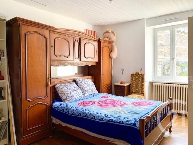 Afficher la photo en grand maison à vendre - 3 pièces - 125.18 m2 - FOUGERES - 35 - BRETAGNE - Century 21 Gambetta