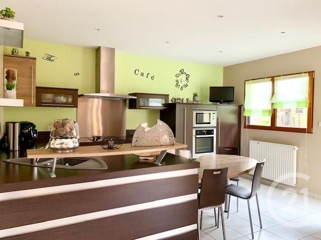 Afficher la photo en grand maison à vendre - 5 pièces - 135.0 m2 - ST ETIENNE EN COGLES - 35 - BRETAGNE - Century 21 Gambetta
