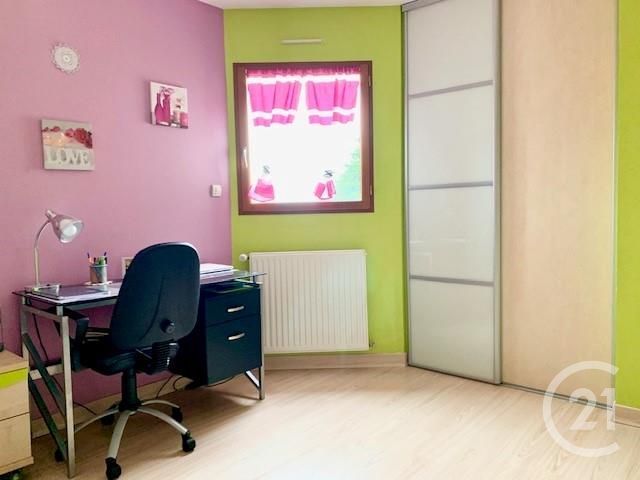 Afficher la photo en grand maison à vendre - 5 pièces - 135.0 m2 - ST ETIENNE EN COGLES - 35 - BRETAGNE - Century 21 Gambetta