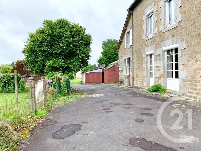 Afficher la photo en grand maison à vendre - 9 pièces - 179.33 m2 - MONTOURS - 35 - BRETAGNE - Century 21 Gambetta