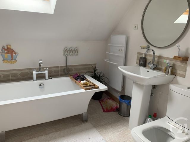maison à vendre - 8 pièces - 154.44 m2 - ST GERMAIN EN COGLES - 35 - BRETAGNE - Century 21 Gambetta maison à vendre - 8 pièces - 154.44 m2 - ST GERMAIN EN COGLES - 35 - BRETAGNE - Century 21 Gambetta