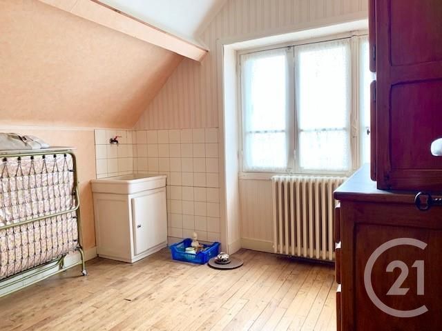 Afficher la photo en grand maison à vendre - 5 pièces - 91.68 m2 - FOUGERES - 35 - BRETAGNE - Century 21 Gambetta
