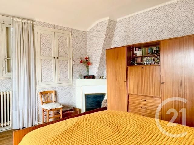 Afficher la photo en grand maison à vendre - 5 pièces - 91.68 m2 - FOUGERES - 35 - BRETAGNE - Century 21 Gambetta