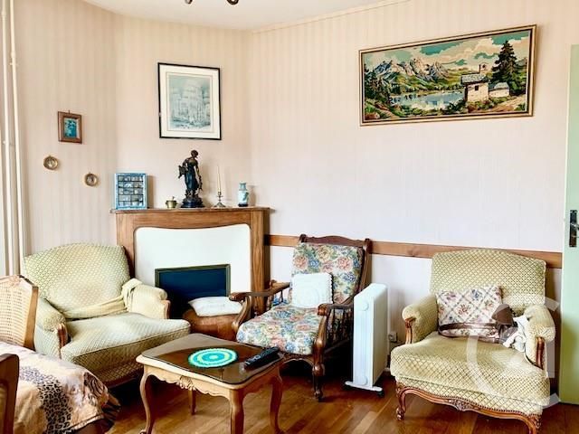 Afficher la photo en grand maison à vendre - 5 pièces - 91.68 m2 - FOUGERES - 35 - BRETAGNE - Century 21 Gambetta