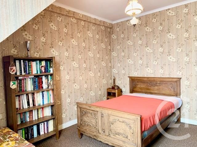 Afficher la photo en grand maison à vendre - 5 pièces - 91.68 m2 - FOUGERES - 35 - BRETAGNE - Century 21 Gambetta