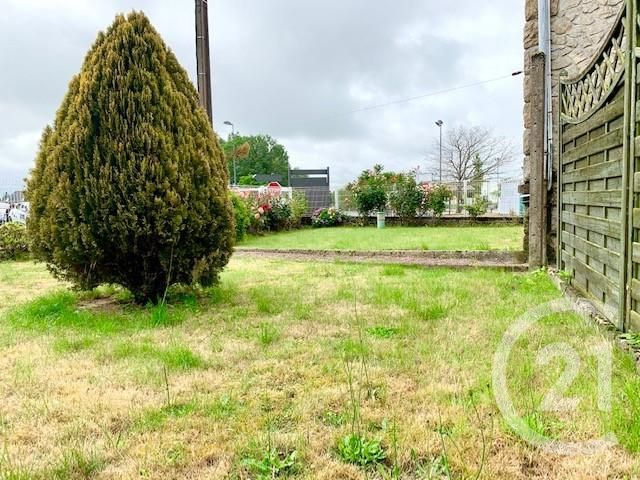 Afficher la photo en grand maison à vendre - 5 pièces - 91.68 m2 - FOUGERES - 35 - BRETAGNE - Century 21 Gambetta