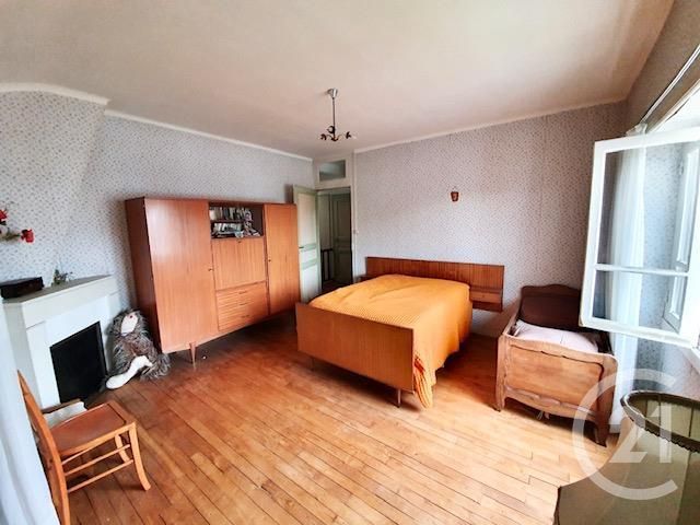 Afficher la photo en grand maison à vendre - 5 pièces - 91.68 m2 - FOUGERES - 35 - BRETAGNE - Century 21 Gambetta