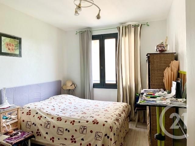 Appartement F3 à vendre - 3 pièces - 57.07 m2 - FOUGERES - 35 - BRETAGNE - Century 21 Gambetta Appartement F3 à vendre - 3 pièces - 57.07 m2 - FOUGERES - 35 - BRETAGNE - Century 21 Gambetta