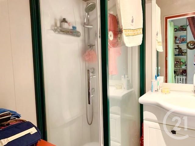 Appartement F3 à vendre - 3 pièces - 57.07 m2 - FOUGERES - 35 - BRETAGNE - Century 21 Gambetta Appartement F3 à vendre - 3 pièces - 57.07 m2 - FOUGERES - 35 - BRETAGNE - Century 21 Gambetta