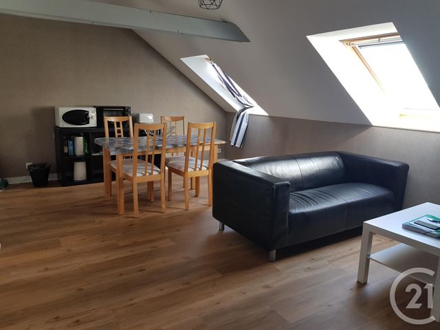 Appartement T2 à louer - 2 pièces - 26.48 m2 - FOUGERES - 35 - BRETAGNE - Century 21 Gambetta Appartement T2 à louer - 2 pièces - 26.48 m2 - FOUGERES - 35 - BRETAGNE - Century 21 Gambetta