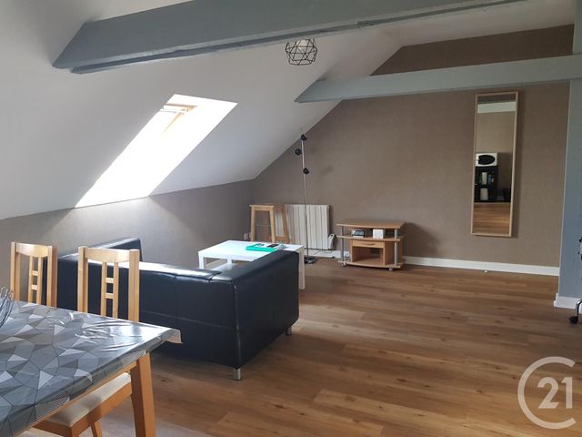 Appartement T2 à louer - 2 pièces - 26.48 m2 - FOUGERES - 35 - BRETAGNE - Century 21 Gambetta Appartement T2 à louer - 2 pièces - 26.48 m2 - FOUGERES - 35 - BRETAGNE - Century 21 Gambetta