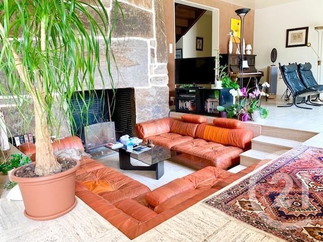 Afficher la photo en grand maison à vendre - 8 pièces - 270.0 m2 - LECOUSSE - 35 - BRETAGNE - Century 21 Gambetta