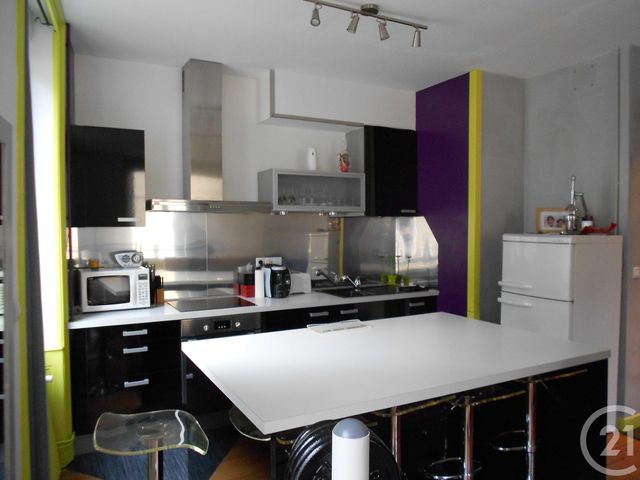 Appartement F2 à louer FOUGERES