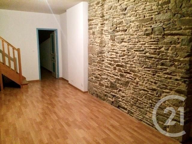 Appartement F3 à vendre - 3 pièces - 138.33 m2 - FOUGERES - 35 - BRETAGNE - Century 21 Gambetta