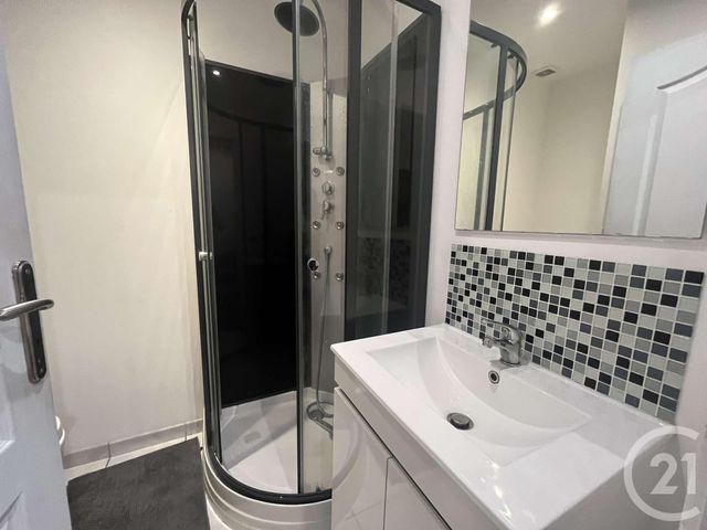 maison à vendre - 4 pièces - 70.97 m2 - LANDIVY - 53 - PAYS-DE-LOIRE - Century 21 Gambetta