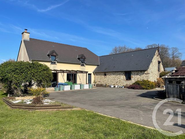 maison à vendre - 6 pièces - 187.5 m2 - ST SAUVEUR DES LANDES - 35 - BRETAGNE - Century 21 Gambetta