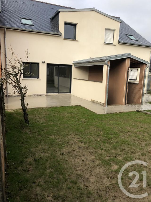 maison à louer - 4 pièces - 99.0 m2 - FOUGERES - 35 - BRETAGNE - Century 21 Gambetta