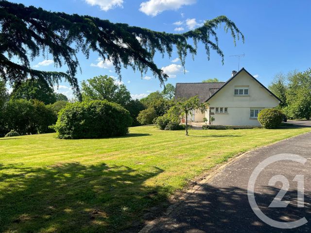 Afficher la photo en grand maison à vendre - 9 pièces - 237.79 m2 - MAEN ROCH - 35 - BRETAGNE - Century 21 Gambetta