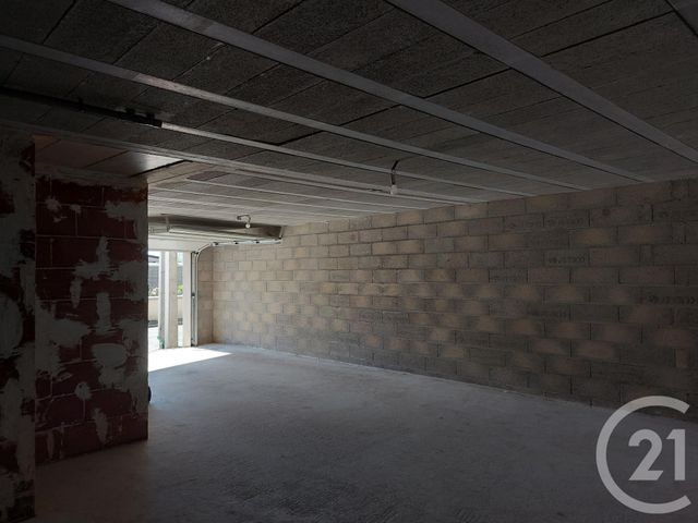 maison à vendre - 4 pièces - 100.0 m2 - FOUGERES - 35 - BRETAGNE - Century 21 Gambetta