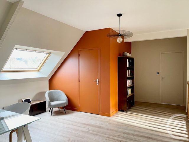 maison à vendre - 6 pièces - 201.58 m2 - FOUGERES - 35 - BRETAGNE - Century 21 Gambetta