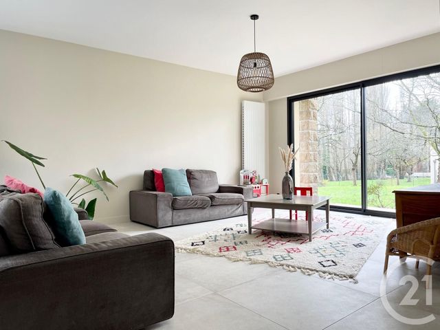 maison à vendre - 6 pièces - 201.58 m2 - FOUGERES - 35 - BRETAGNE - Century 21 Gambetta