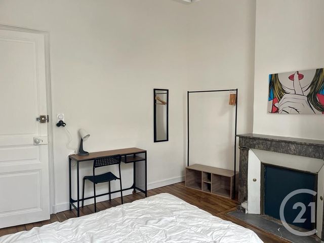 Chambre à louer - 1 pièce - 12.46 m2 - FOUGERES - 35 - BRETAGNE - Century 21 Gambetta