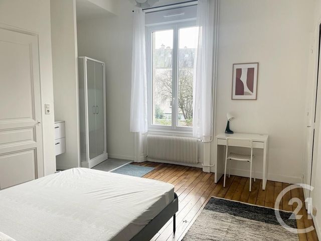 Chambre à louer - 1 pièce - 16.63 m2 - FOUGERES - 35 - BRETAGNE - Century 21 Gambetta