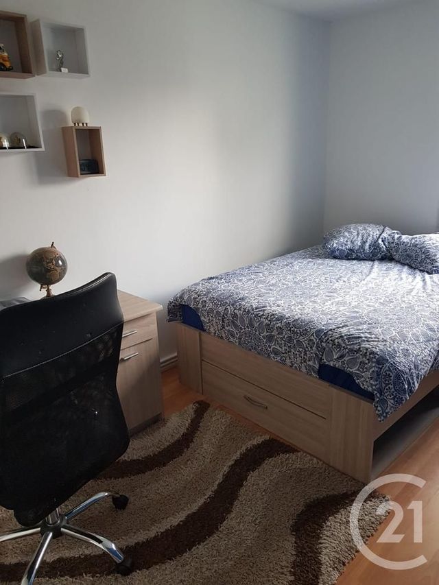 maison à vendre - 6 pièces - 105.66 m2 - FOUGERES - 35 - BRETAGNE - Century 21 Gambetta