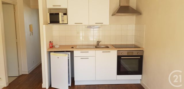 Appartement T2 à louer - 2 pièces - 42.3 m2 - FOUGERES - 35 - BRETAGNE - Century 21 Gambetta