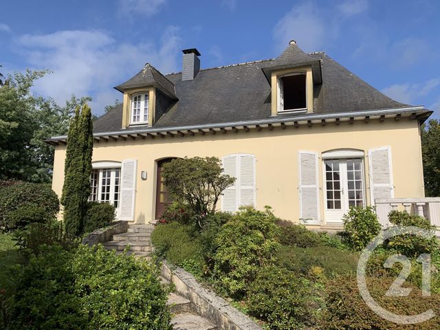 maison à vendre - 5 pièces - 138.92 m2 - LECOUSSE - 35 - BRETAGNE - Century 21 Gambetta