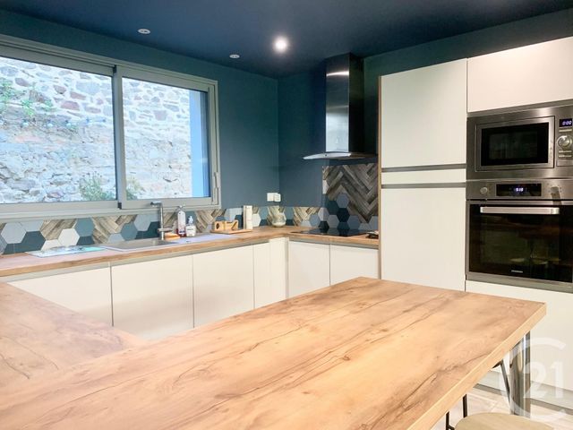 maison à vendre - 5 pièces - 120.0 m2 - FOUGERES - 35 - BRETAGNE - Century 21 Gambetta