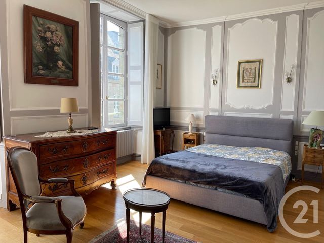 Appartement Duplex à vendre - 6 pièces - 150.21 m2 - FOUGERES - 35 - BRETAGNE - Century 21 Gambetta