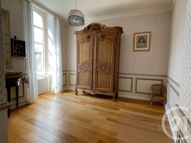 Appartement Duplex à vendre - 6 pièces - 150.21 m2 - FOUGERES - 35 - BRETAGNE - Century 21 Gambetta