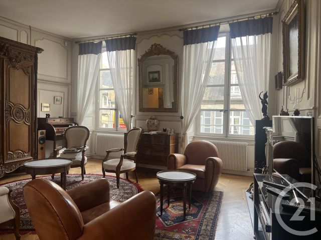 Appartement Duplex à vendre - 6 pièces - 150.21 m2 - FOUGERES - 35 - BRETAGNE - Century 21 Gambetta