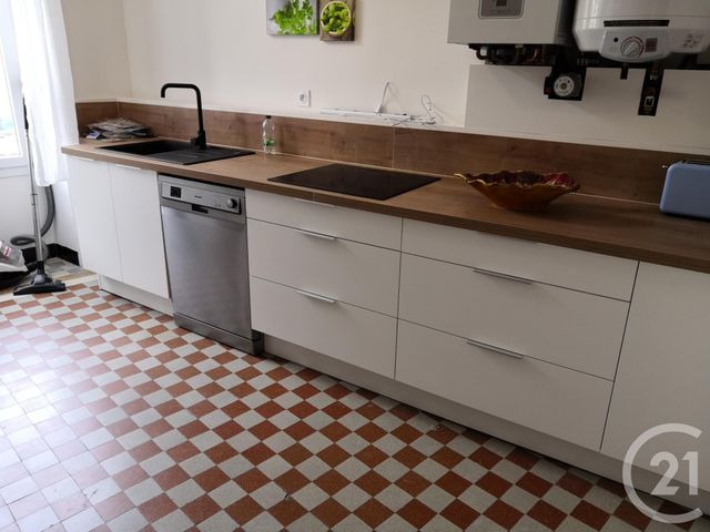 Appartement Chambre à louer - 1 pièce - 12.46 m2 - FOUGERES - 35 - BRETAGNE - Century 21 Gambetta