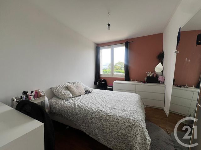 maison à vendre - 7 pièces - 115.0 m2 - FOUGERES - 35 - BRETAGNE - Century 21 Gambetta