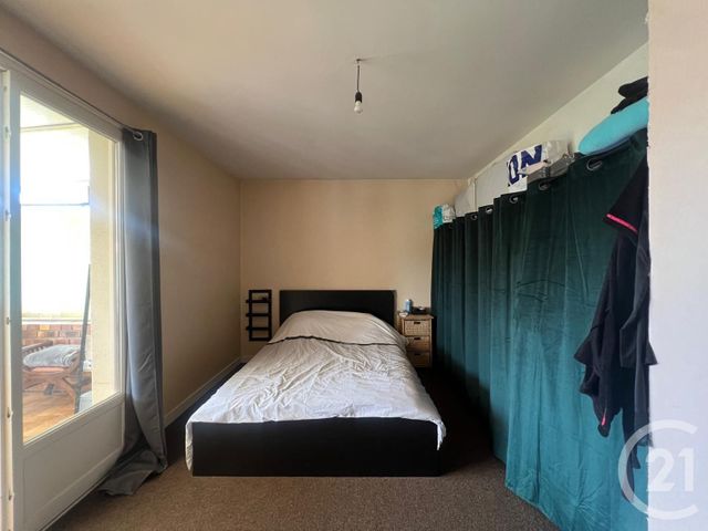 maison à vendre - 7 pièces - 115.0 m2 - FOUGERES - 35 - BRETAGNE - Century 21 Gambetta