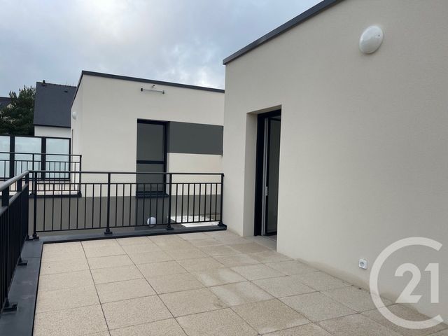 Afficher la photo en grand maison à louer - 4 pièces - 99.04 m2 - LECOUSSE - 35 - BRETAGNE - Century 21 Gambetta