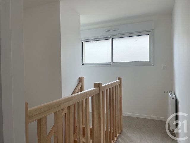 Afficher la photo en grand maison à louer - 4 pièces - 99.04 m2 - LECOUSSE - 35 - BRETAGNE - Century 21 Gambetta