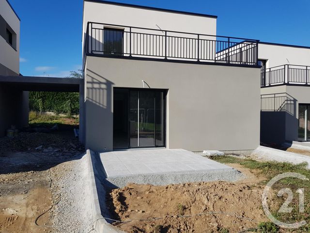 maison à louer - 4 pièces - 99.04 m2 - LECOUSSE - 35 - BRETAGNE - Century 21 Gambetta