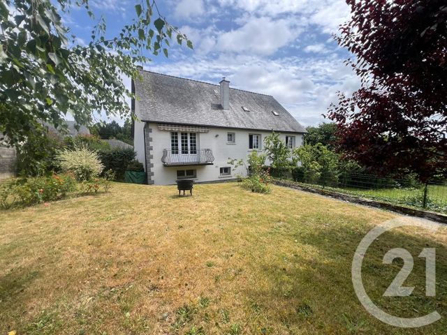 maison à vendre - 8 pièces - 203.21 m2 - FOUGERES - 35 - BRETAGNE - Century 21 Gambetta