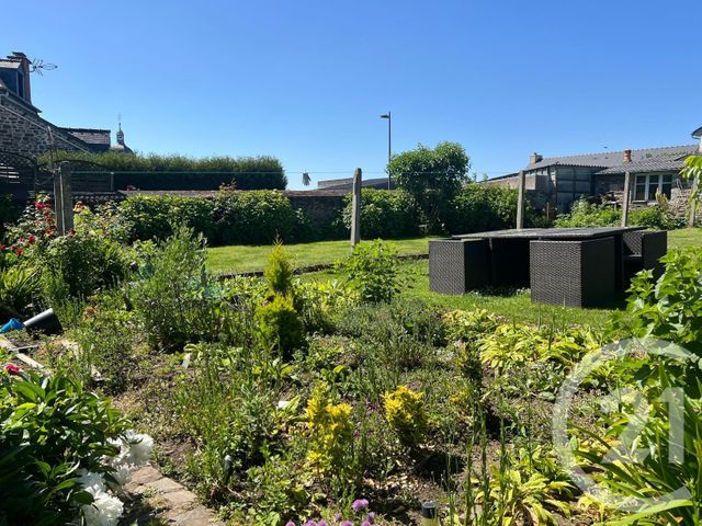 Afficher la photo en grand maison à vendre - 4 pièces - 106.66 m2 - FOUGERES - 35 - BRETAGNE - Century 21 Gambetta