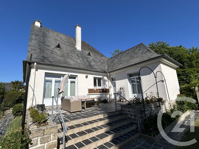 maison à vendre - 6 pièces - 177.24 m2 - FOUGERES - 35 - BRETAGNE - Century 21 Gambetta