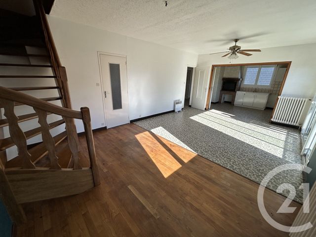 maison à vendre - 4 pièces - 86.2 m2 - ST GERMAIN EN COGLES - 35 - BRETAGNE - Century 21 Gambetta