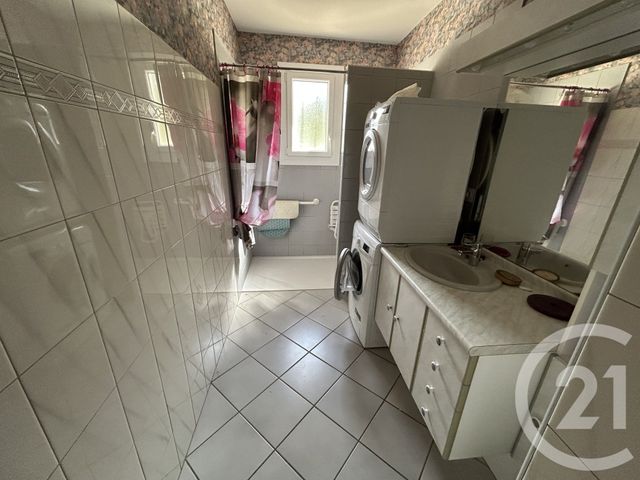 Afficher la photo en grand maison à vendre - 5 pièces - 88.18 m2 - ST GERMAIN EN COGLES - 35 - BRETAGNE - Century 21 Gambetta