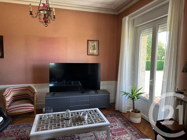 Afficher la photo en grand maison à vendre - 9 pièces - 219.0 m2 - FOUGERES - 35 - BRETAGNE - Century 21 Gambetta