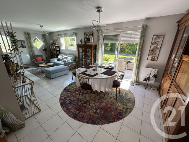 maison à vendre - 5 pièces - 101.85 m2 - ST GERMAIN EN COGLES - 35 - BRETAGNE - Century 21 Gambetta